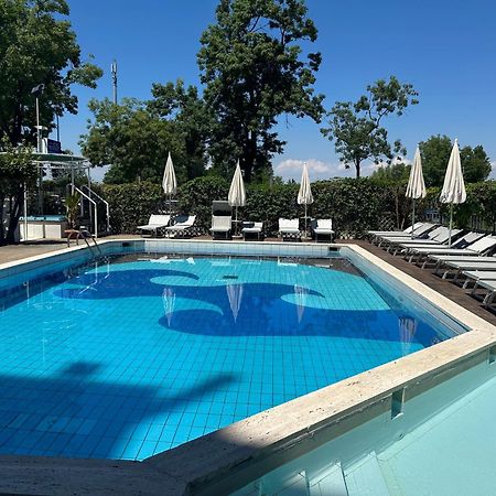 Hotel President Lido di Jesolo Exterior photo