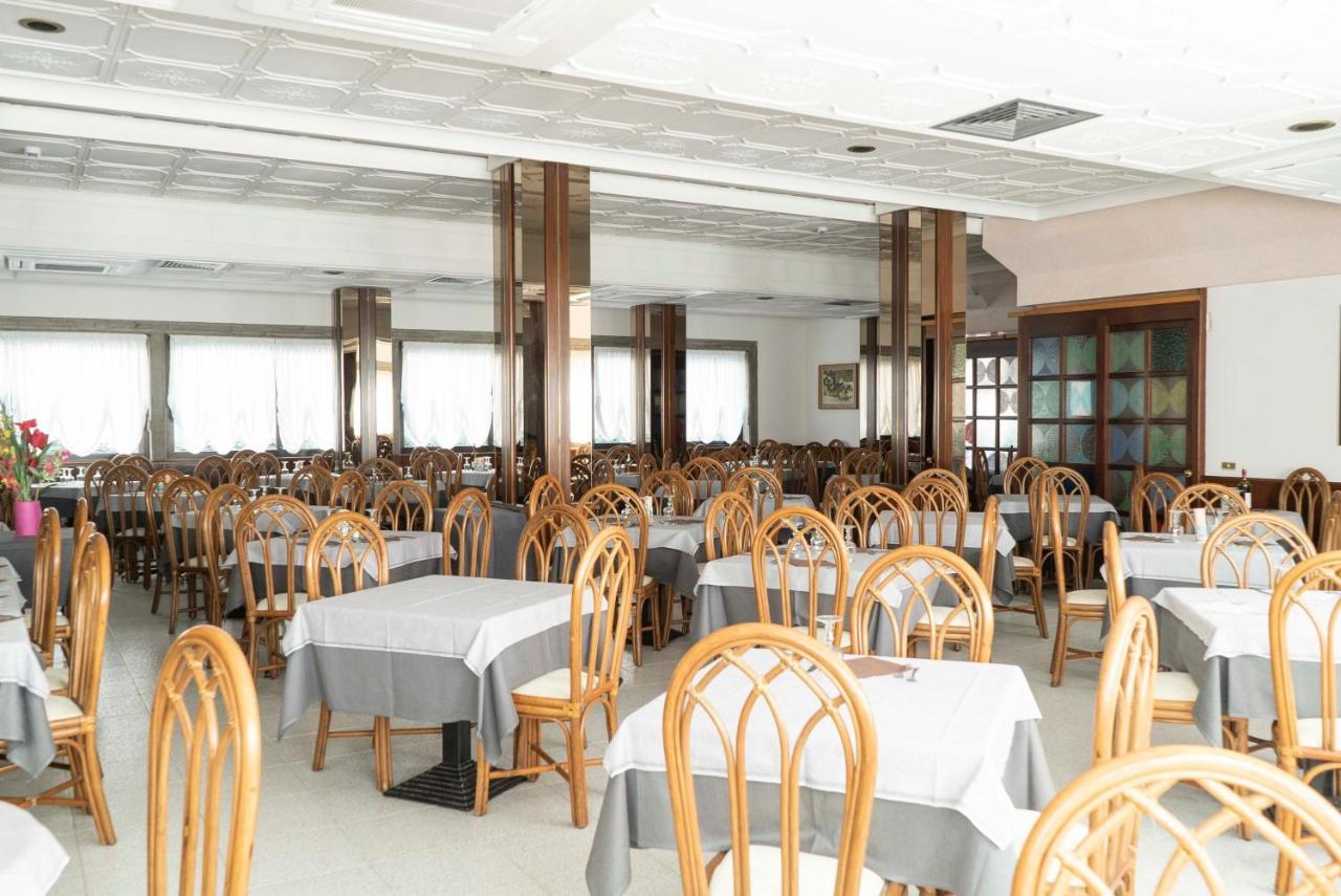 Hotel President Lido di Jesolo Exterior photo