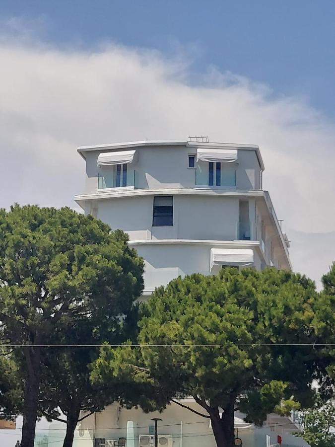Hotel President Lido di Jesolo Exterior photo