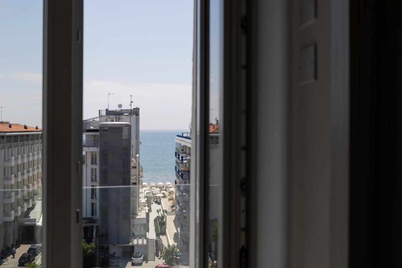 Hotel President Lido di Jesolo Exterior photo