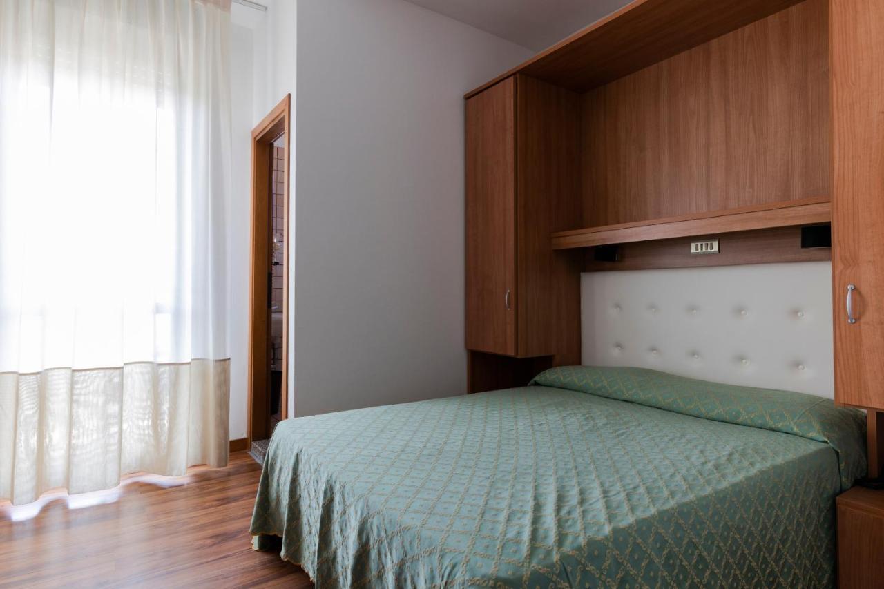Hotel President Lido di Jesolo Exterior photo