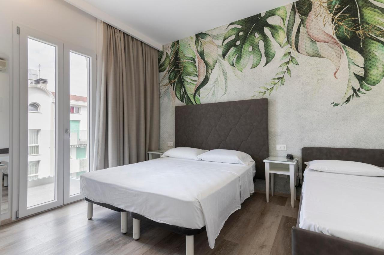 Hotel President Lido di Jesolo Exterior photo