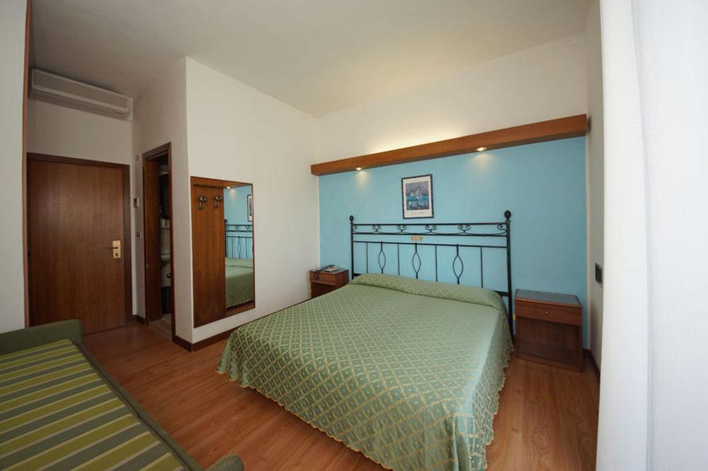Hotel President Lido di Jesolo Exterior photo