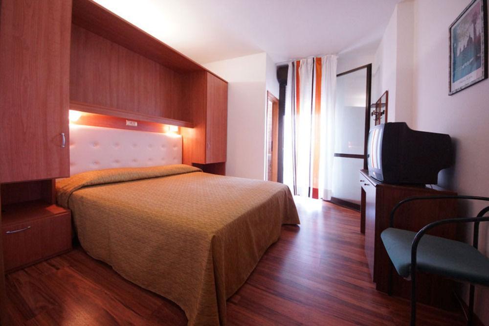 Hotel President Lido di Jesolo Exterior photo