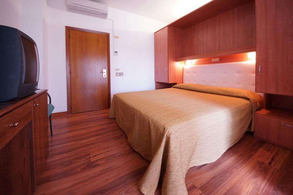 Hotel President Lido di Jesolo Exterior photo
